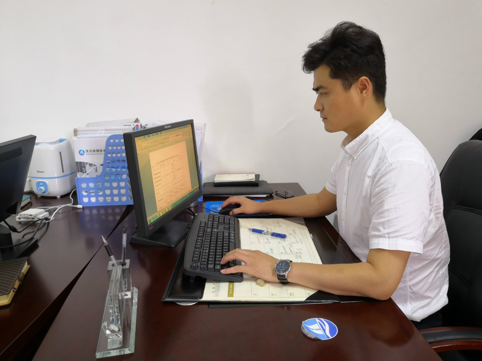 【团青榜样】刘杨：跨行跨业  完美蜕变 ——记航天宏华2018—2019年度“青年先锋”刘杨